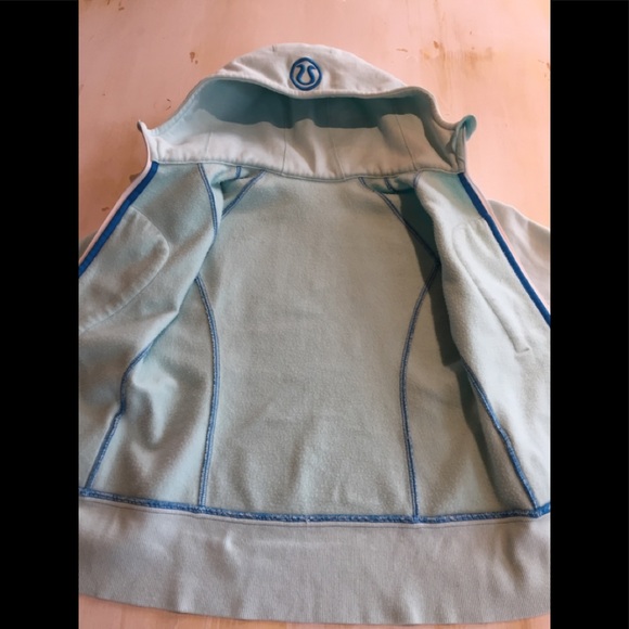 Lululemon Scuba Hoodie Aquamarine - Picture 4 of 9